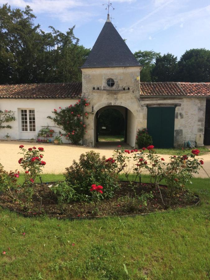 Le Logis Du Plessis Bed & Breakfast Chaniers Exterior foto
