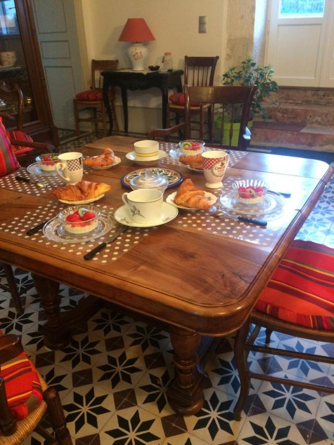 Le Logis Du Plessis Bed & Breakfast Chaniers Exterior foto