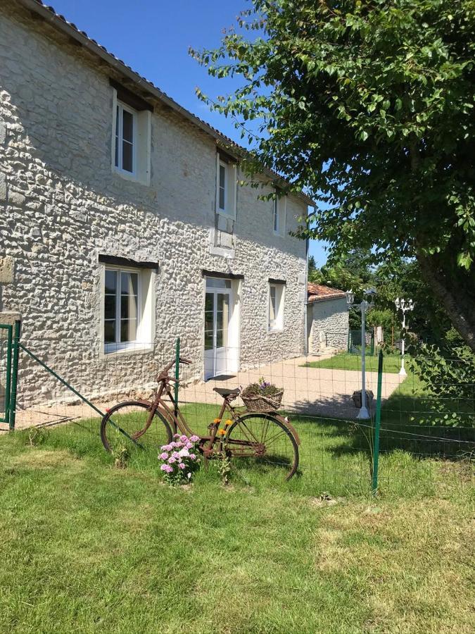 Le Logis Du Plessis Bed & Breakfast Chaniers Exterior foto